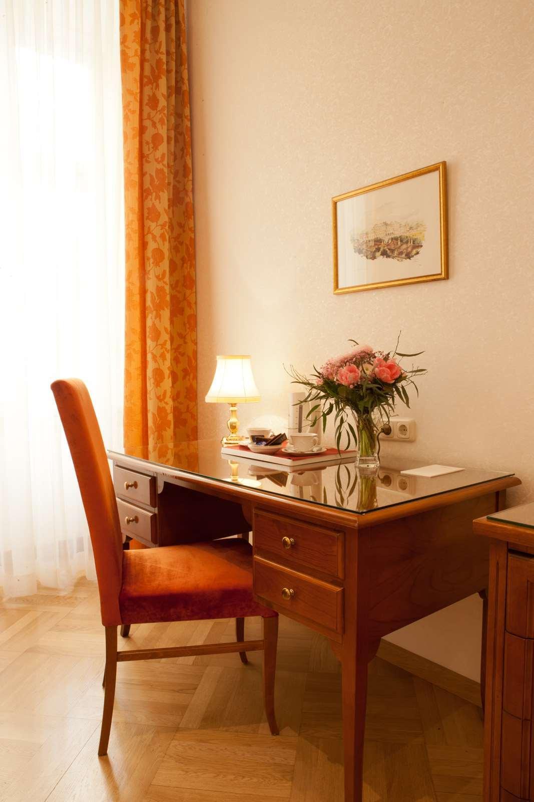 Hotel Kaiserin Elisabeth Wina Bagian luar foto