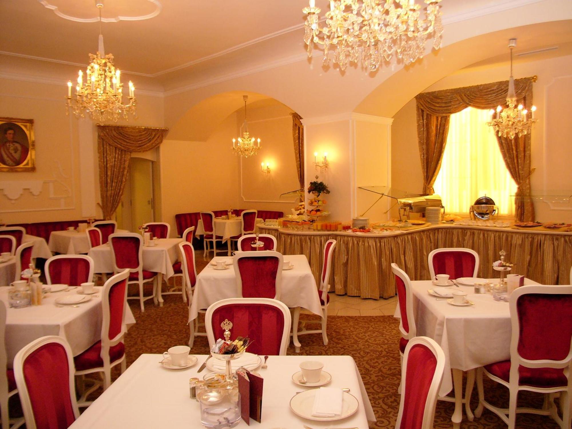 Hotel Kaiserin Elisabeth Wina Bagian luar foto