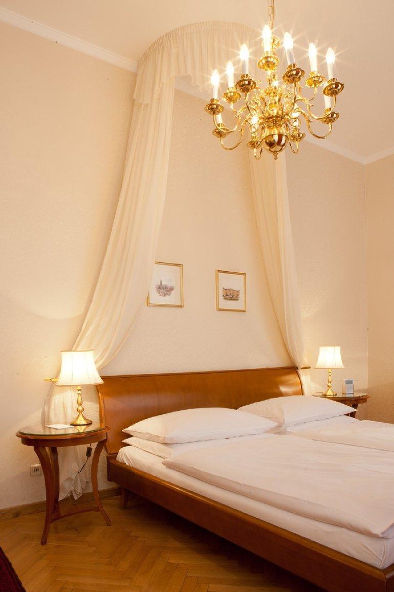 Hotel Kaiserin Elisabeth Wina Bagian luar foto